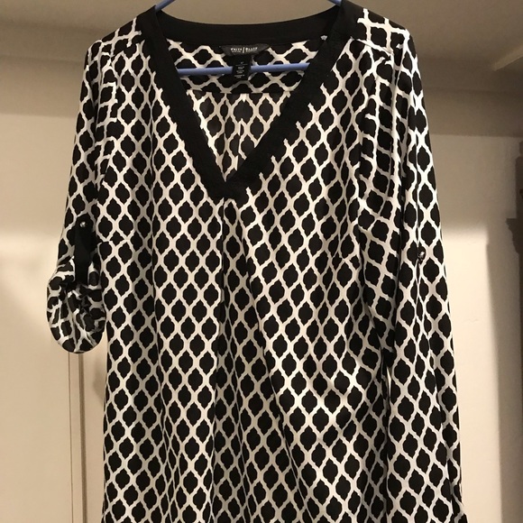 White House Black Market Tops - Whitehouse/Black market V neck tunic